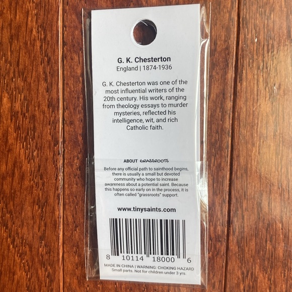 Brand New Tiny Saints G.K. Chesterton Key Chain/Backpack Charm - Picture 2 of 2
